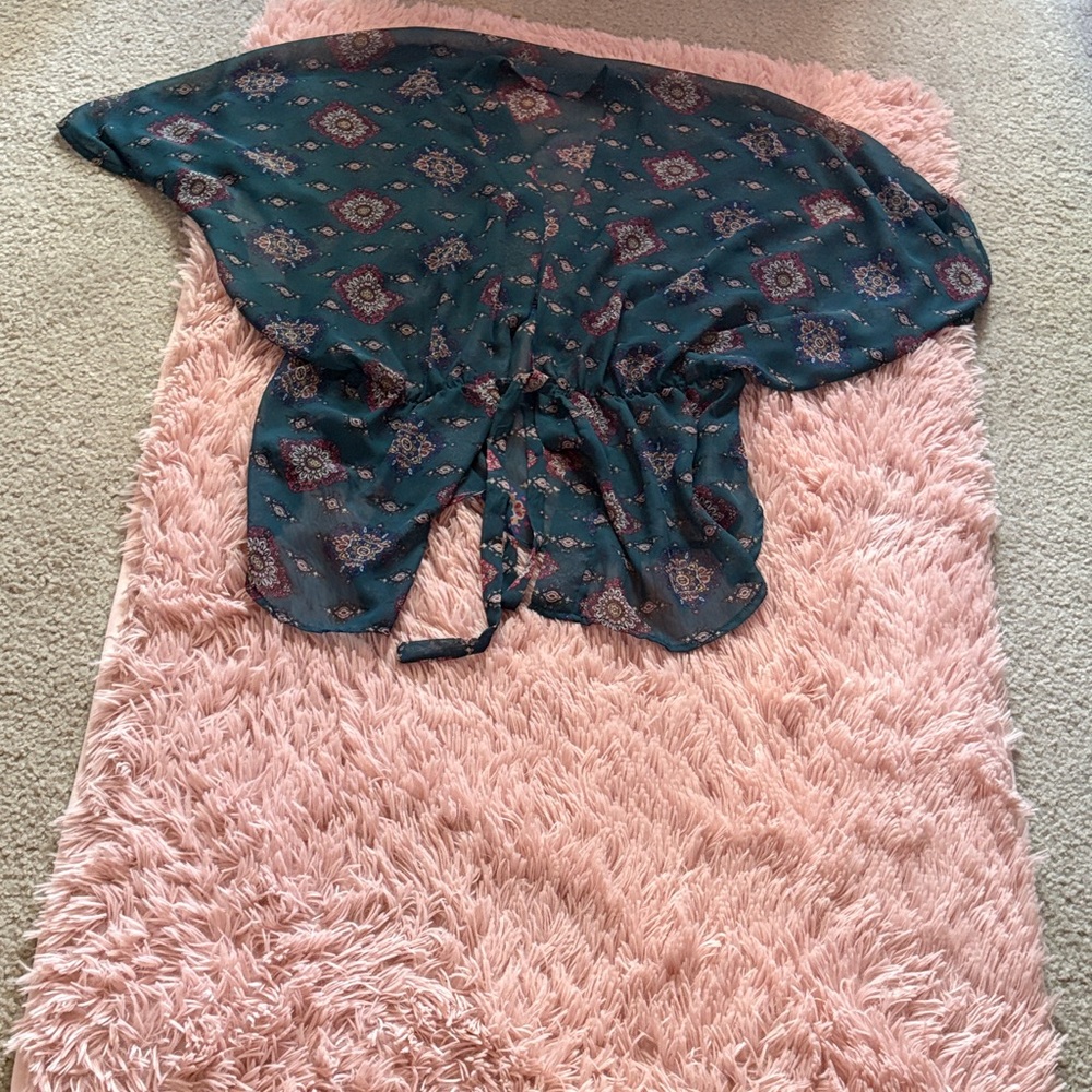 Floral Patterned Kimono Top